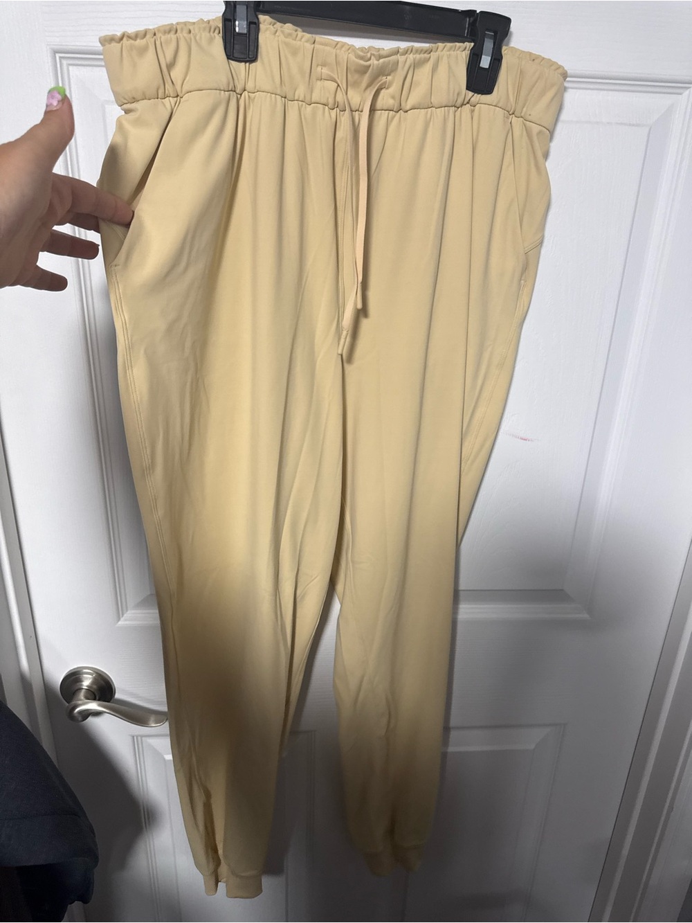 lululemon athletica Beige Paperbag Waist Joggers